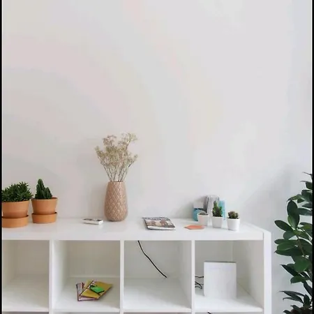 New Shiny Studio In A Quiet Area Of Old Town